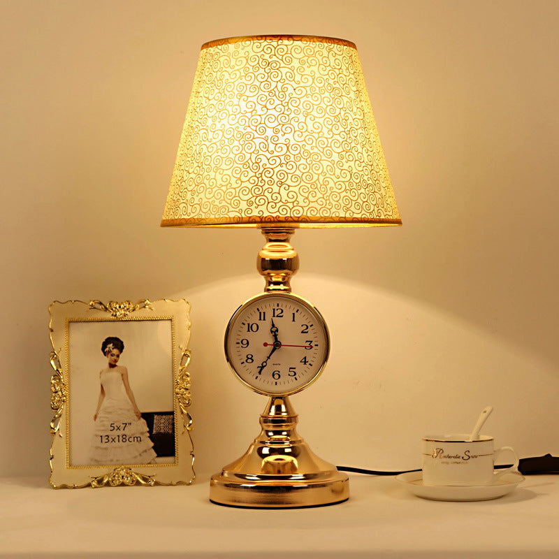 Traditional European Iron Fabric Truncated Cone 1-Light Table Lamp For Bedside Or Study
