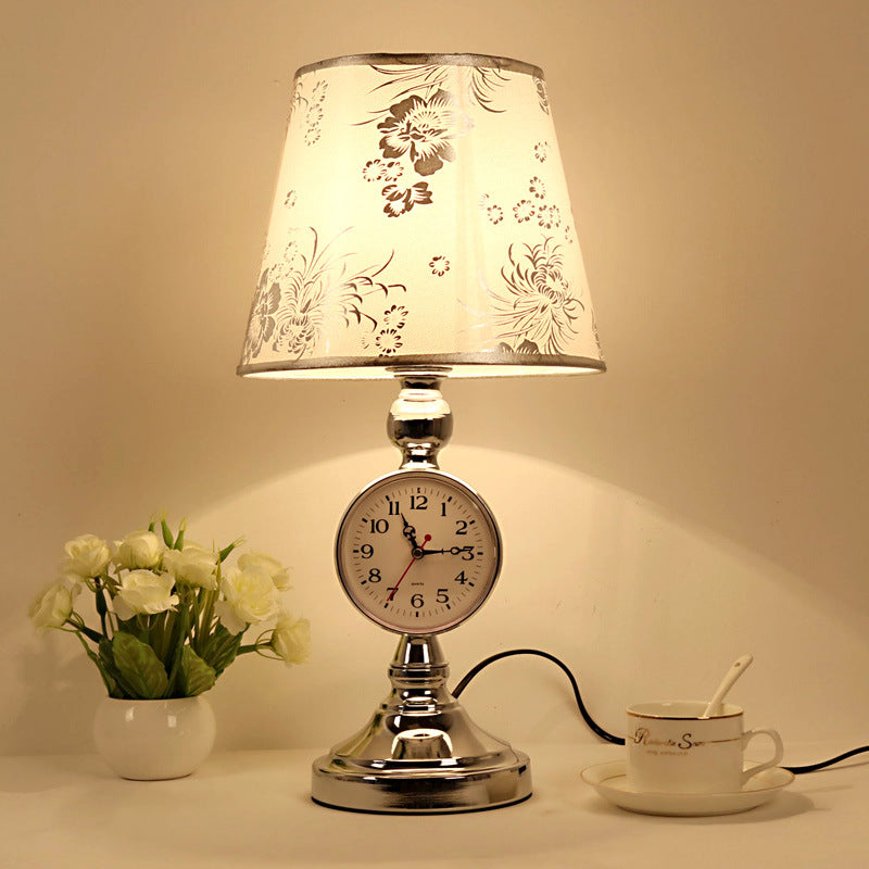 Traditional European Iron Fabric Truncated Cone 1-Light Table Lamp For Bedside Or Study
