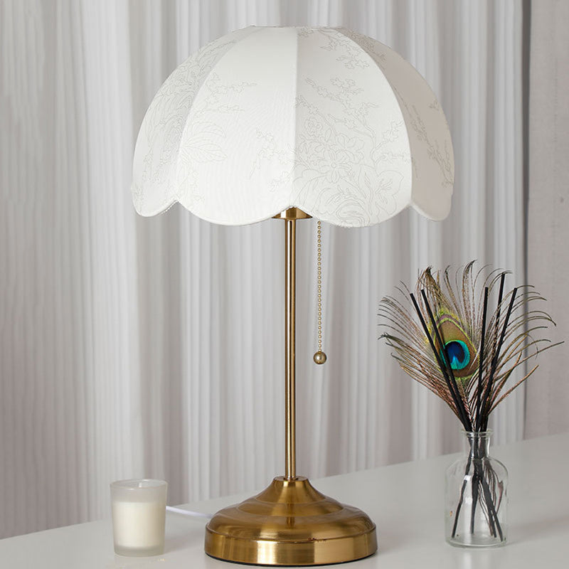 Traditional Vintage Dome Fabric Iron 1-Light Table Lamp For Living Room