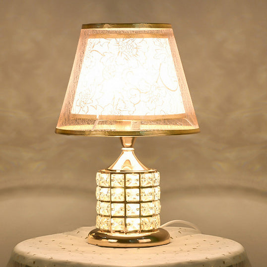 Contemporary Luxury Drum Iron Crystal Fabric 1-Light Table Lamp For Living Room
