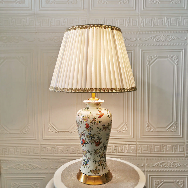 Traditional Chinese Drum Ceramic Fabric 1-Light Table Lamp For Bedroom