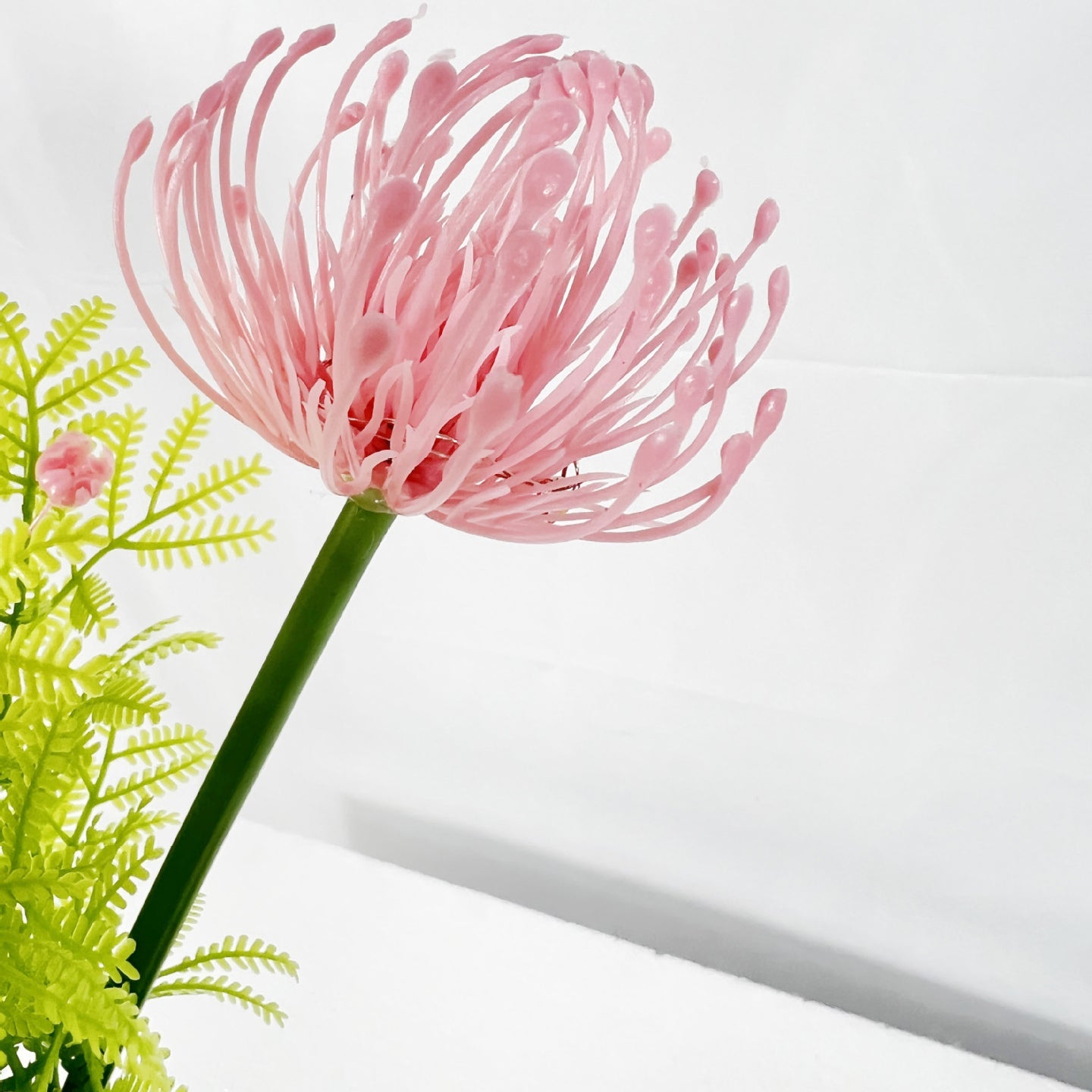 Contemporary Creative Artificial PVC Flower LED Solar Waterproof Lawn Insert Light For Outdoor Patio