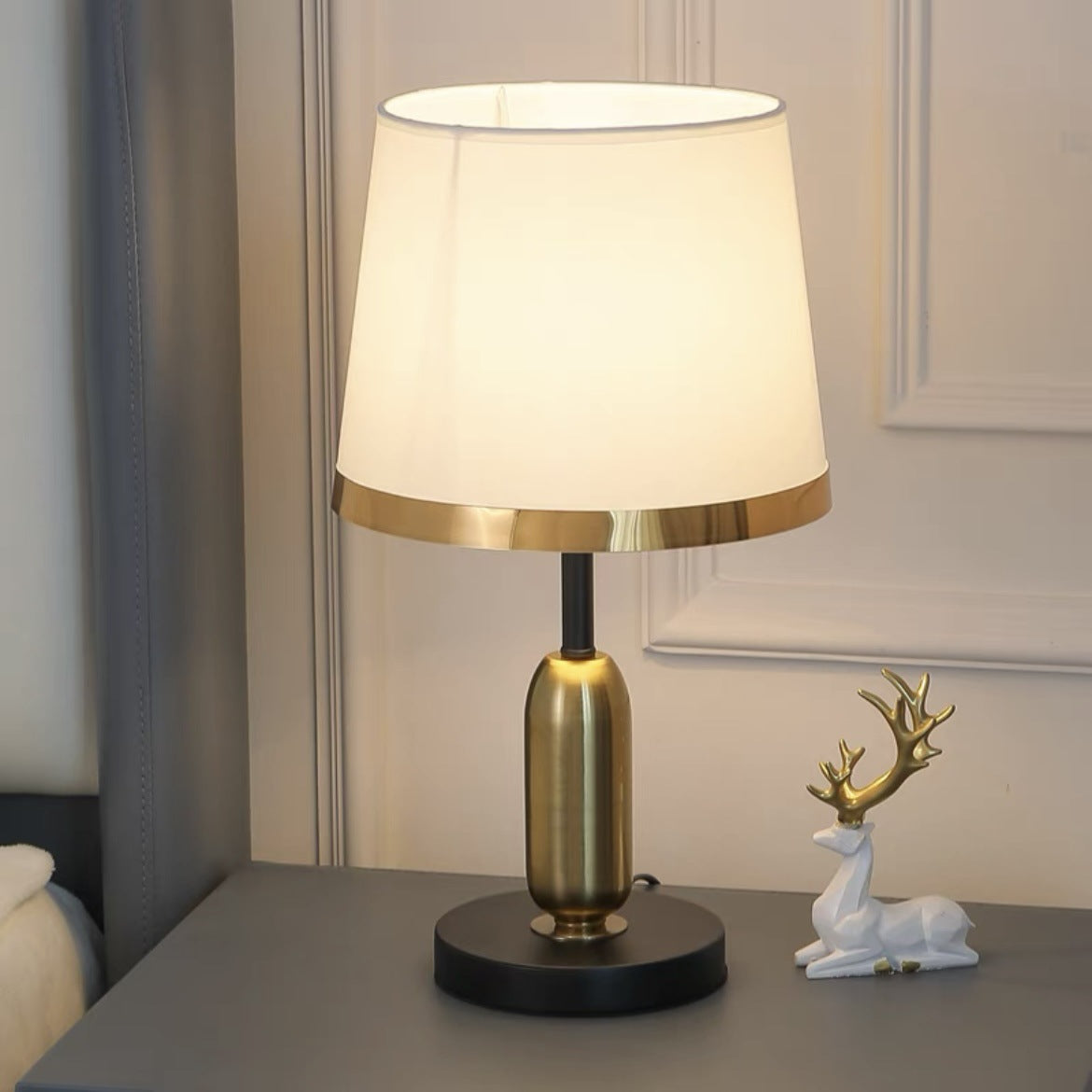 Traditional Vintage Dome Round Base Iron Fabric 1-Light Table Lamp For Bedroom