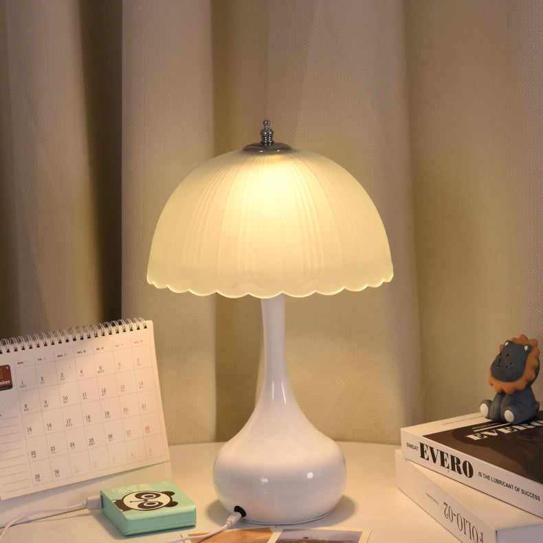 Contemporary Nordic Petal Lamp Shape Iron Glass 1-Light Table Lamp For Bedroom