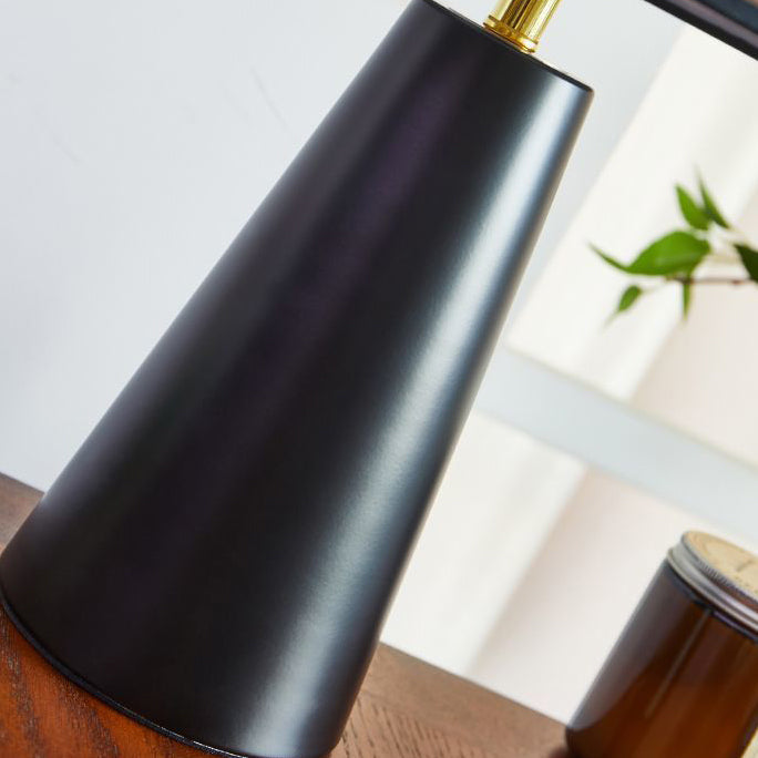 Contemporary Nordic Drum Shade Fabric Iron 1-Light Table Lamp For Bedroom