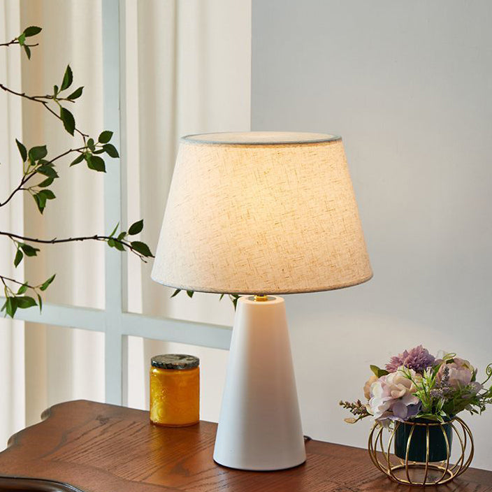 Contemporary Nordic Drum Shade Fabric Iron 1-Light Table Lamp For Bedroom