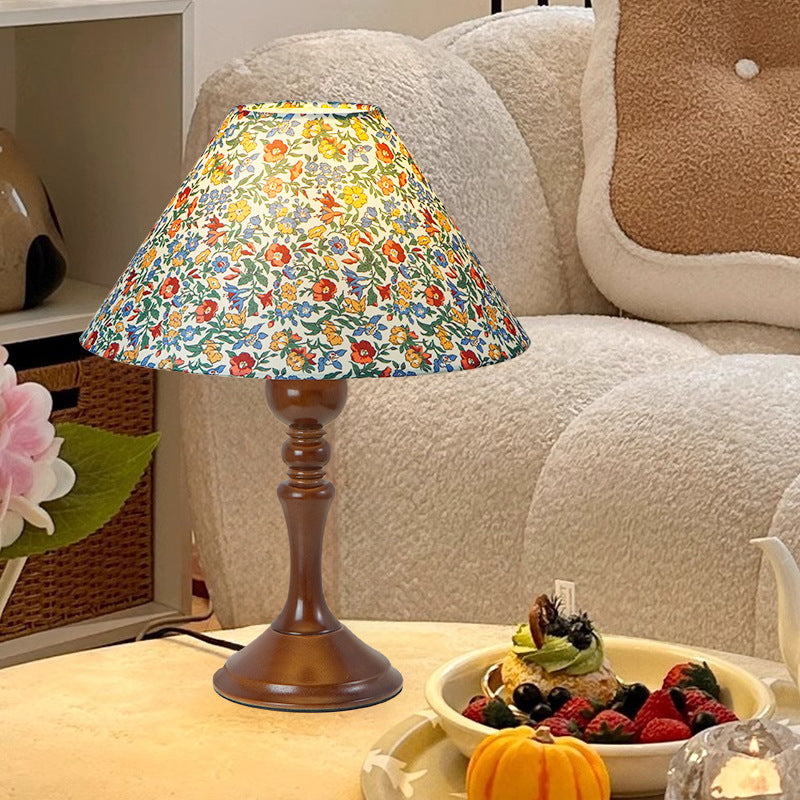 Traditional Vintage Drum Floral Fabric Wood 1-Light Table Lamp For Living Room