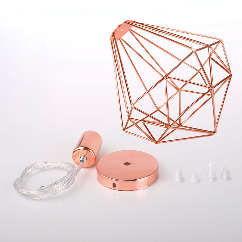 مصباح معلق تقليدي عتيق من الحديد الشبكي الماسي لغرفة النوم