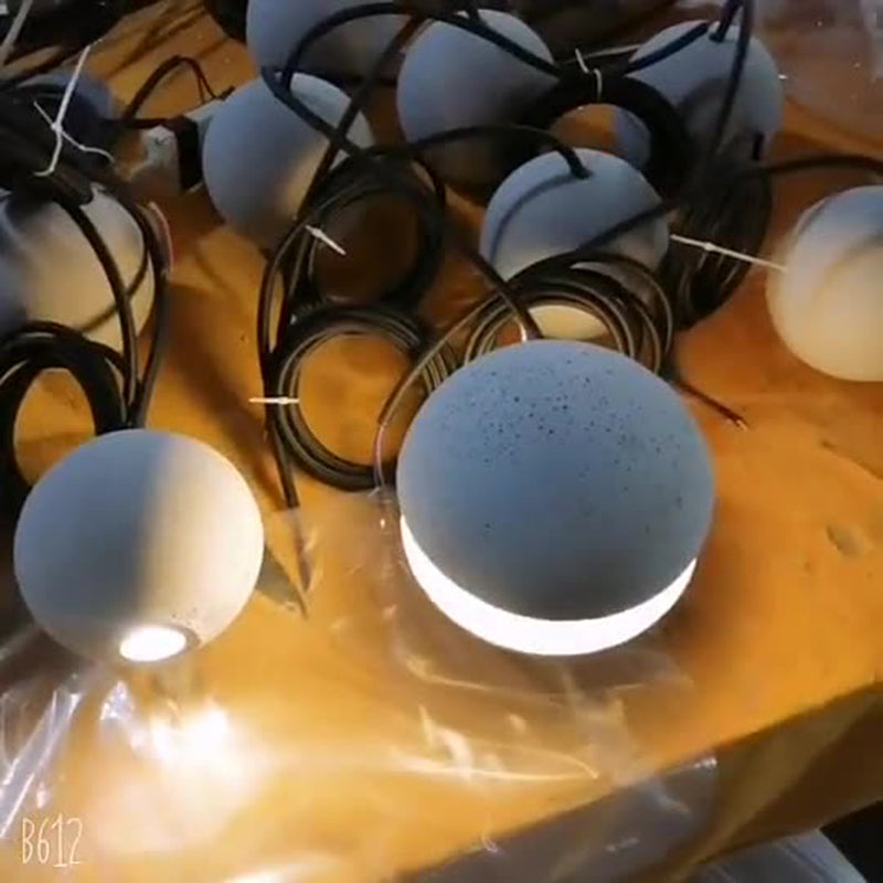 現代的なスカンジナビアの惑星の月セメントアルミニウムアクリル1ライトペンダントライト寝室用