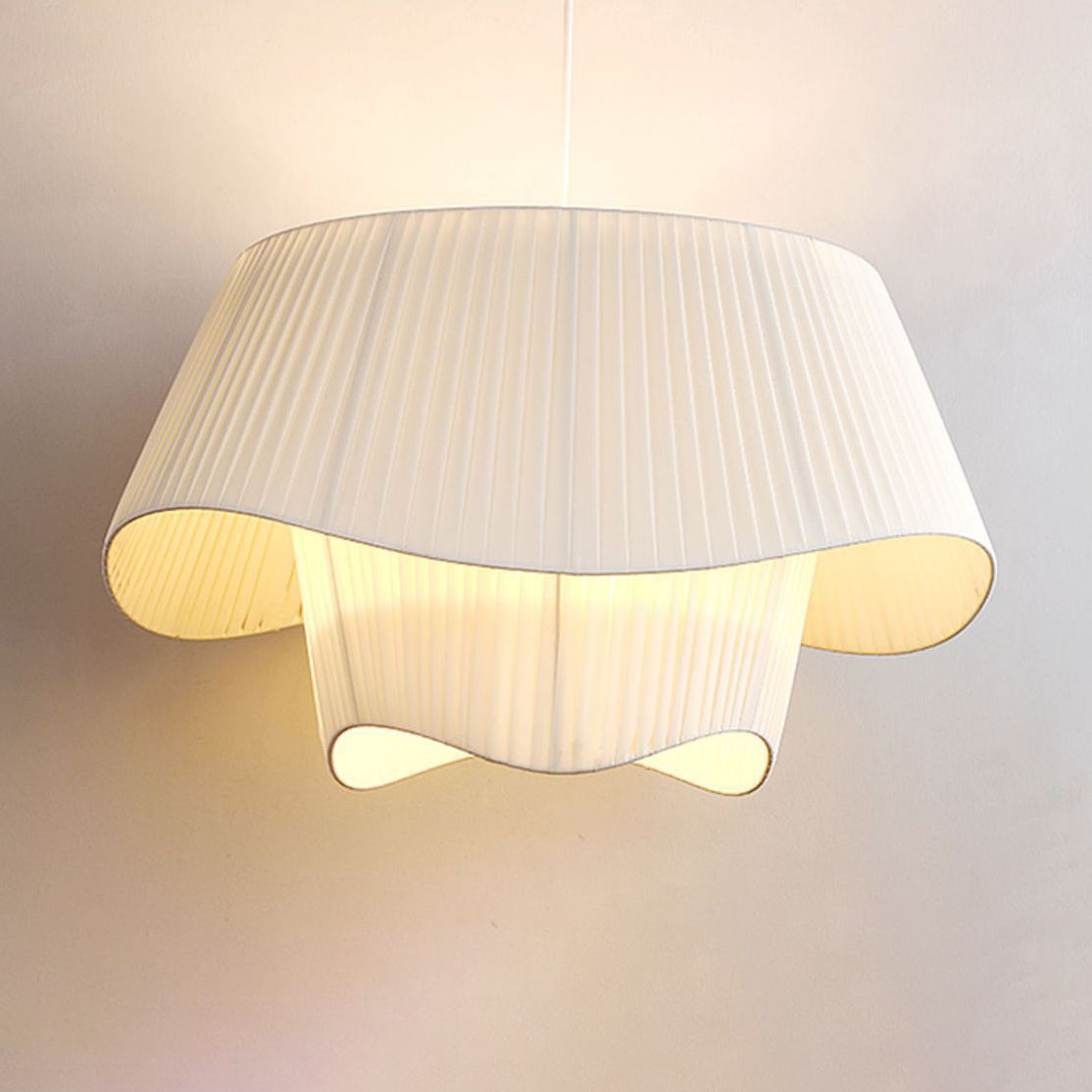 Contemporary Scandinavian Round Table Double Layer Wave Base Iron Fabric Acrylic 4-Light Pendant Light For Living Room