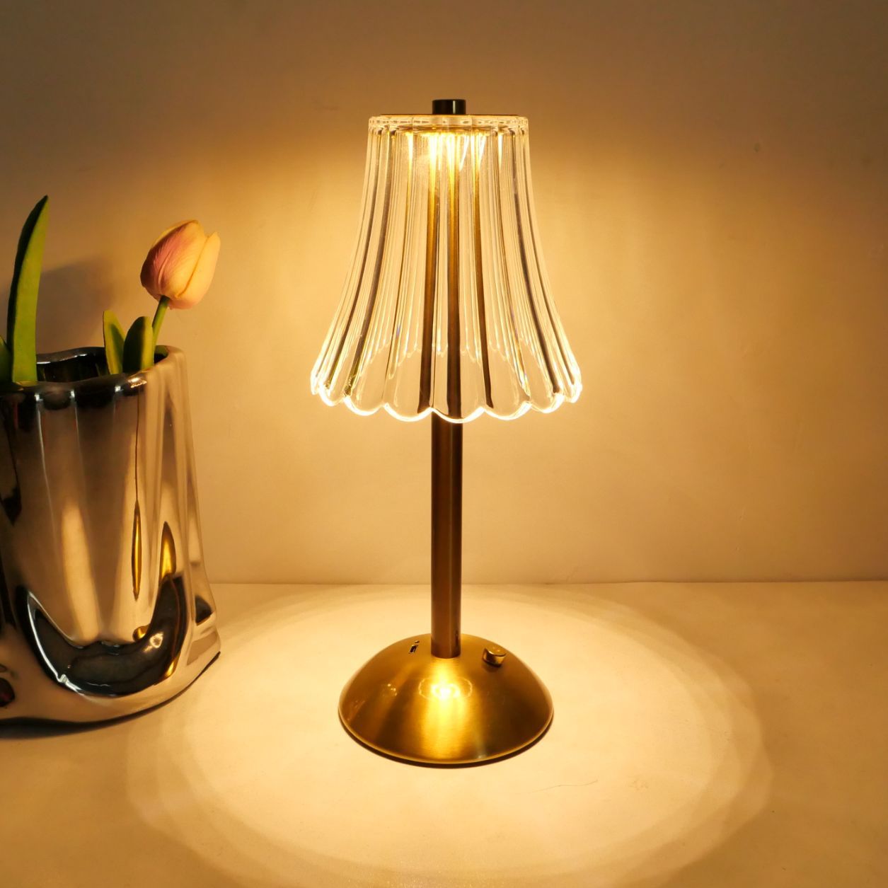 Traditional Vintage Round Striped Cylinder Semicircle Base Rechargeable Iron Crystal LED Table Lamp For Bedroom