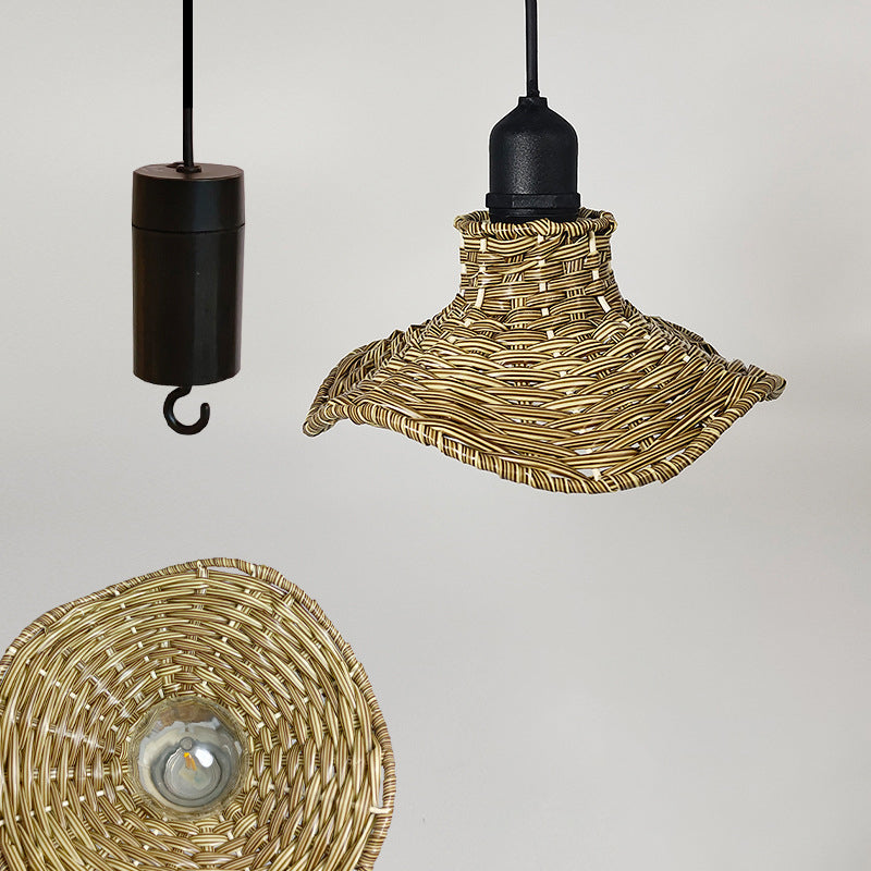 Traditional Vintage Waterproof Lotus Leaf PE Rattan 1-Light Pendant Light For Outdoor Patio