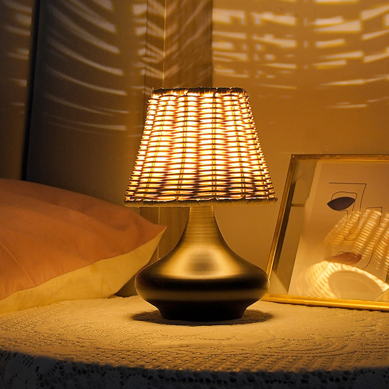 Contemporary Simplicity Rattan Weaving Shade Iron Vase Base USB LED Table Lamp For Bedroom