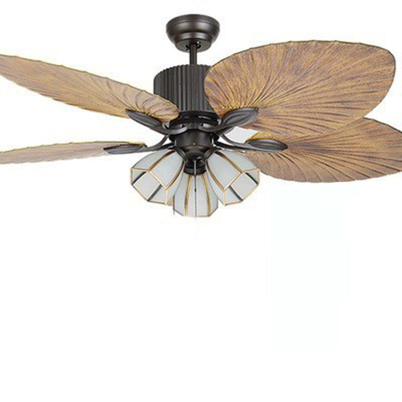Traditioneller Retro-Deckenventilator mit Blätterstruktur aus ABS-Kunststoff, sechseckigem Glasschirm, 3-flammigen Verlängerungsstangen und dreiflammiger Leuchte für das Wohnzimmer