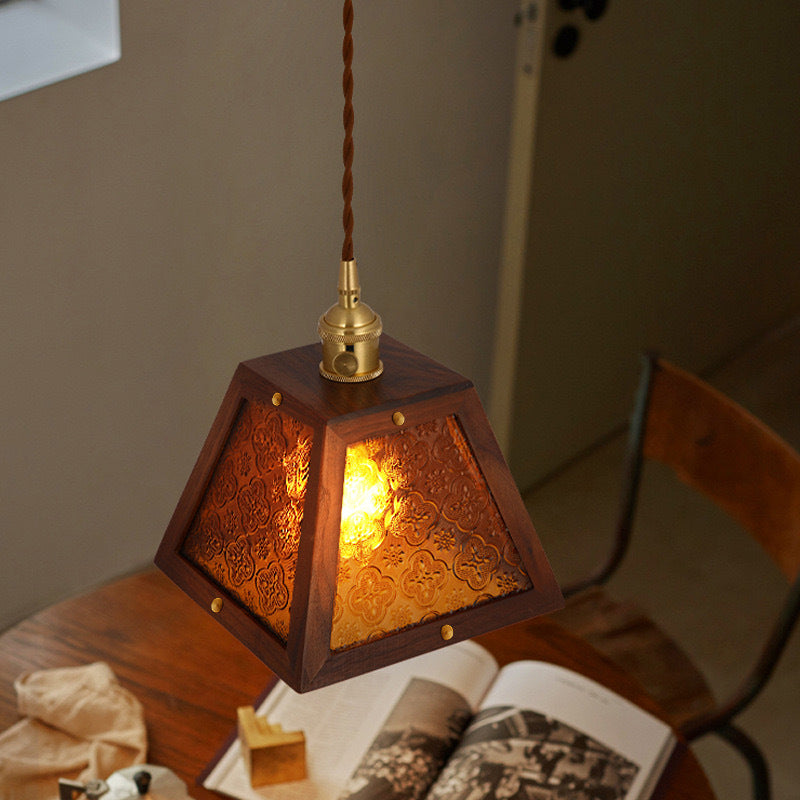 Traditional Vintage Solid Wood Flower Patterned Begonia Glass Shade 1-Light Pendant Light For Living Room