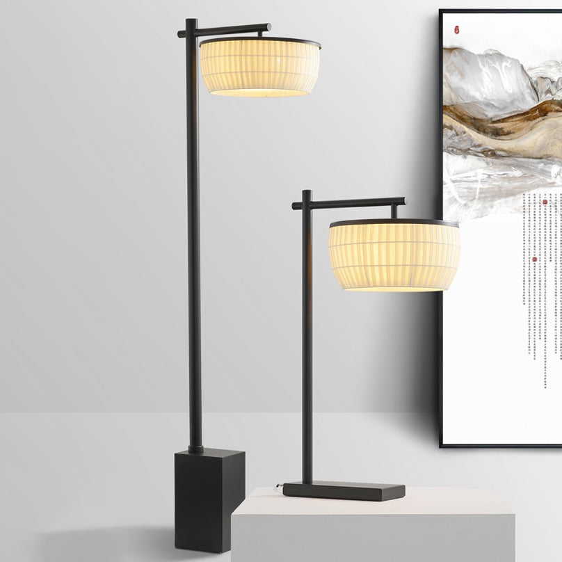 Traditional Vintage Round Fabric Shade Iron 3-Light Standing Floor Lamp For Home Office