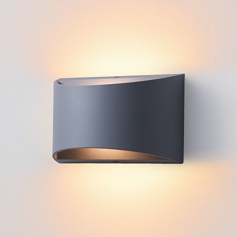 Modern Minimalist Curved Aluminum Up And Down Illuminated LED Wall Sconce Lamp For Outdoor Patio