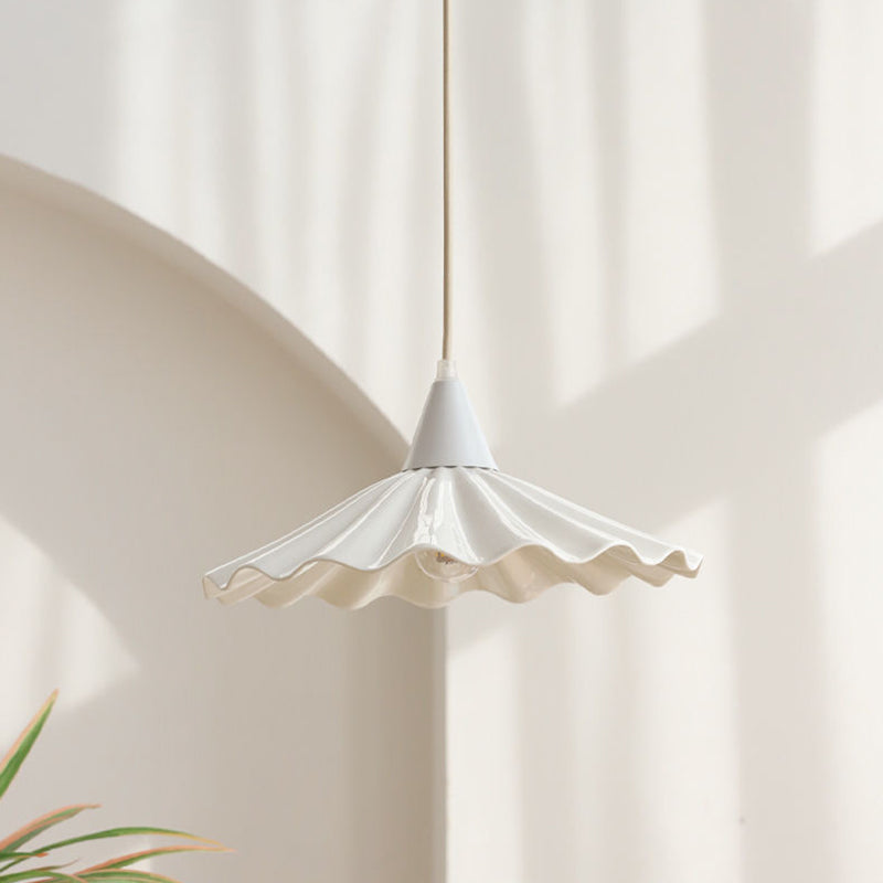 Traditional Vintage Ceramic Lotus Leaf Shade 1-Light Pendant Light For Living Room