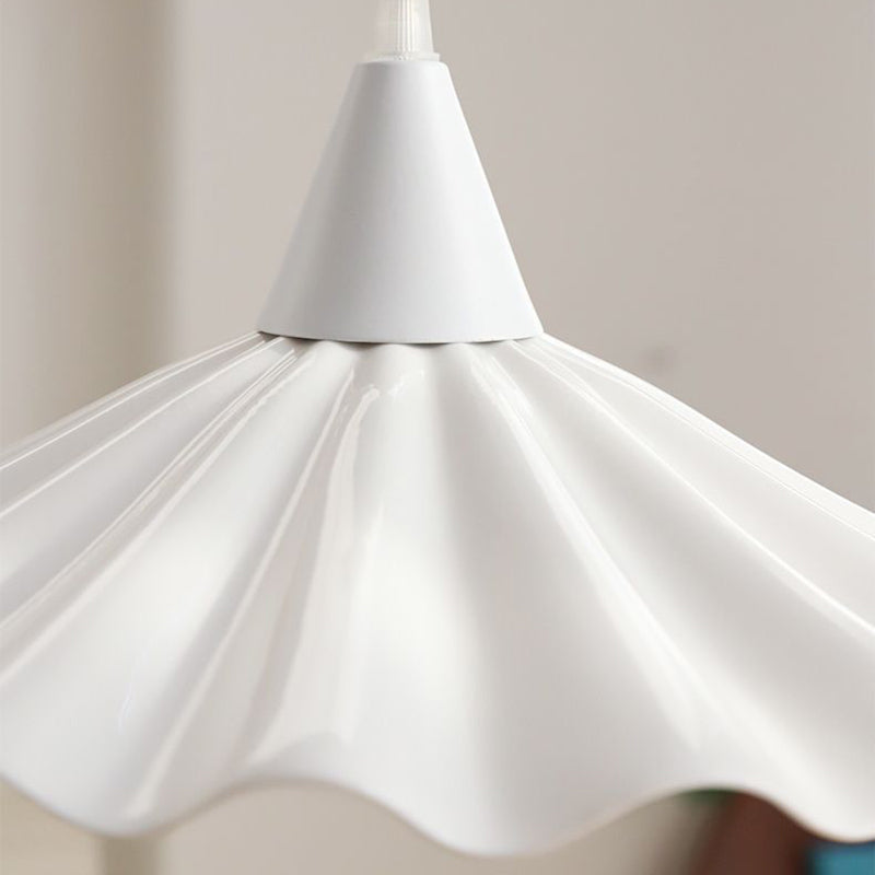 Traditional Vintage Ceramic Lotus Leaf Shade 1-Light Pendant Light For Living Room