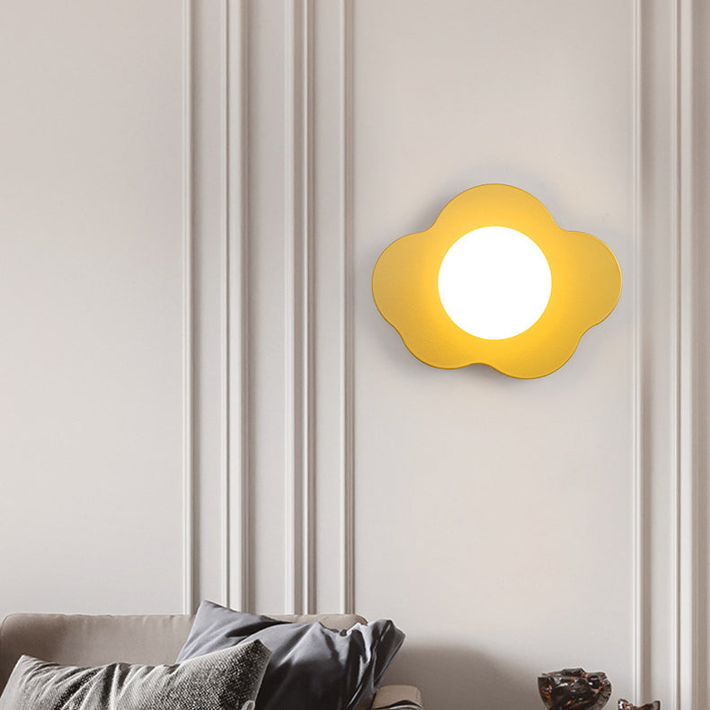 Contemporary Scandinavian Iron Flower Glass 1-Light Wall Sconce Lamp For Living Room
