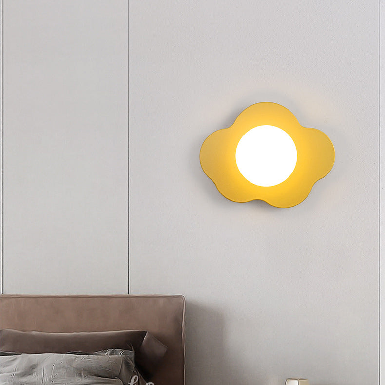 Contemporary Scandinavian Iron Flower Glass 1-Light Wall Sconce Lamp For Living Room