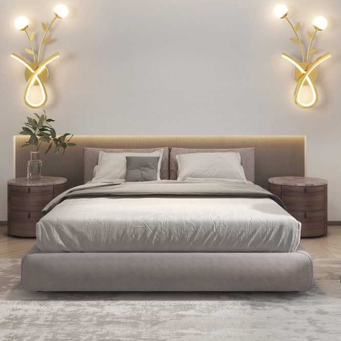 Contemporary Creative Iron Acrylic Flower Shade LED Wall Sconce Lamp For Living Room