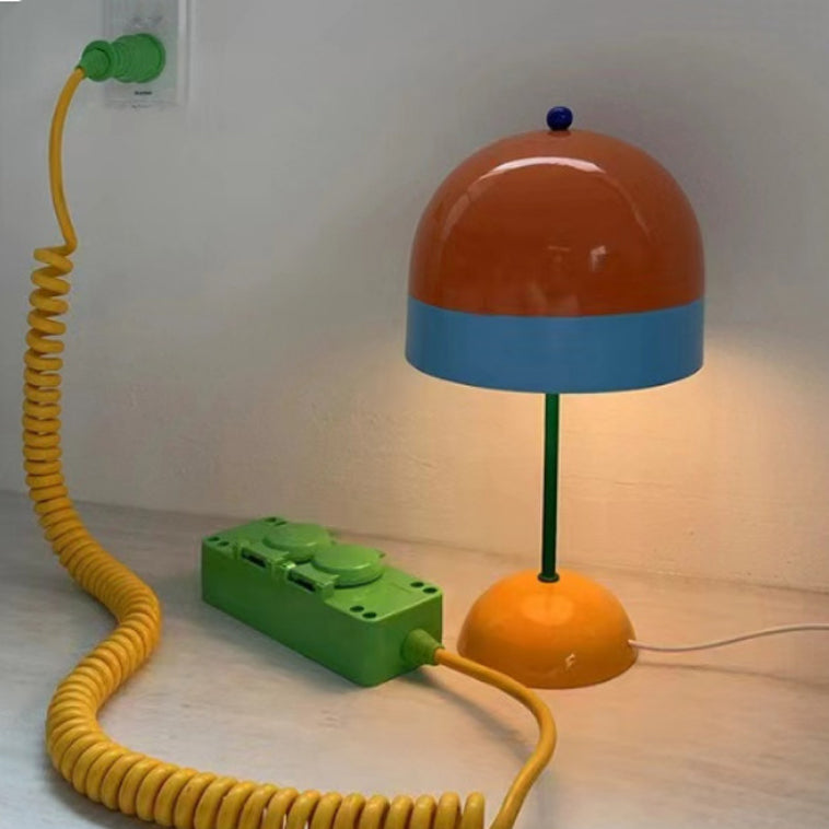 Contemporary Nordic Dopamine Contrast Color Geometric Semicircle Iron LED Table Lamp For Study