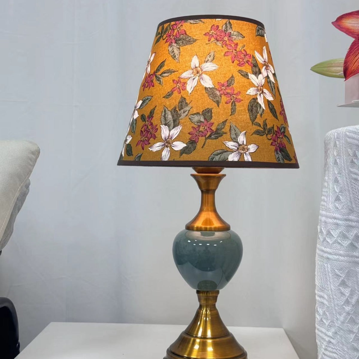 Traditional European Ceramic Hardware Base Fabric Shade 1-Light Table Lamp For Bedroom