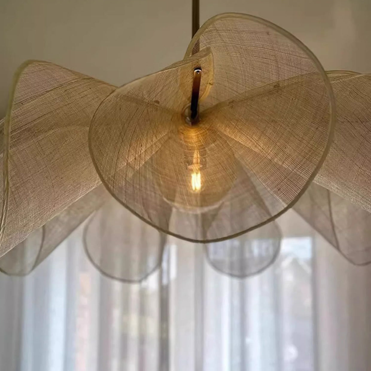 Traditional Japanese Fabric Petal Shade 1-Light Pendant Light For Living Room
