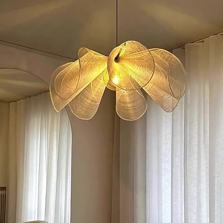 Traditional Japanese Fabric Petal Shade 1-Light Pendant Light For Living Room