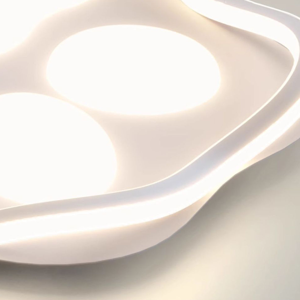 Contemporary Scandinavian Cartoon Cat Claw Acrylic Shade Iron LED Flush Mount Ceiling Light For Bedroom