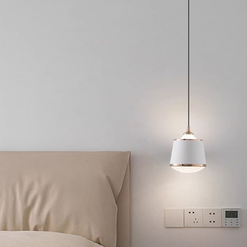 Contemporary Nordic Iron Acrylic Round Liftable LED Pendant Light For Bedroom