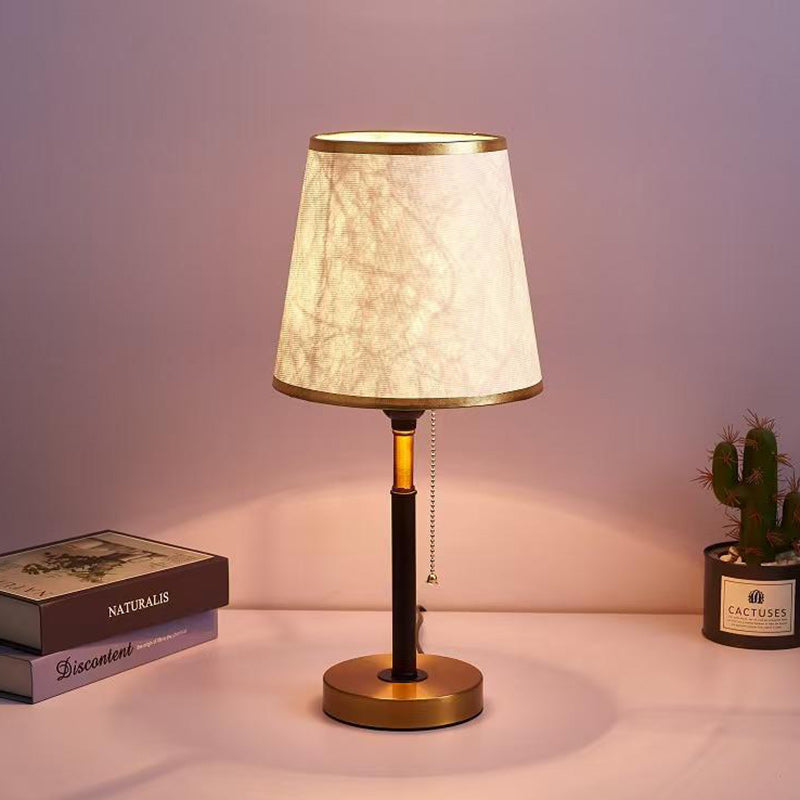 Contemporary Simplicity Fabric Round Shade Hardware 1-Light Table Lamp For Bedroom