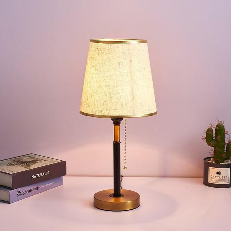 Contemporary Simplicity Fabric Round Shade Hardware 1-Light Table Lamp For Bedroom