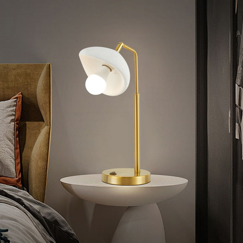 Contemporary Nordic High-Density Polystyrene Round Shade Hardware 1-Light Table Lamp For Bedroom