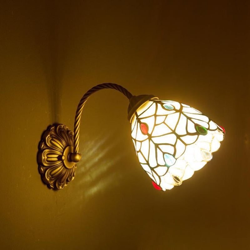 Traditional Tiffany Floral Pattern Stained Glass Round Shade 1-Light Wall Sconce Lamp For Dining Room