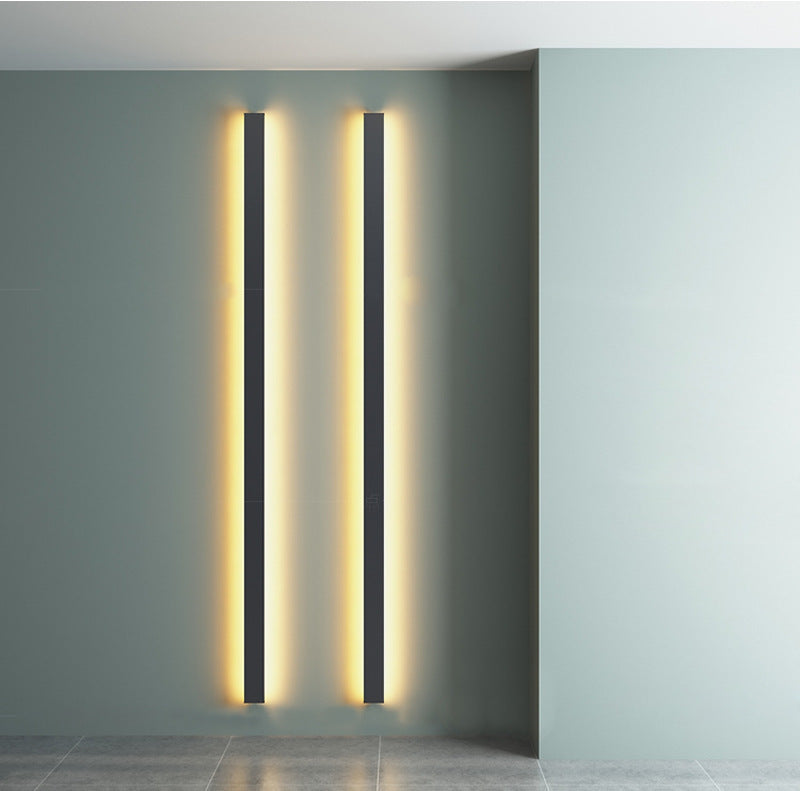 مصباح حائط LED مستطيل الشكل طويل من الحديد بتصميم عصري بسيط لغرفة النوم