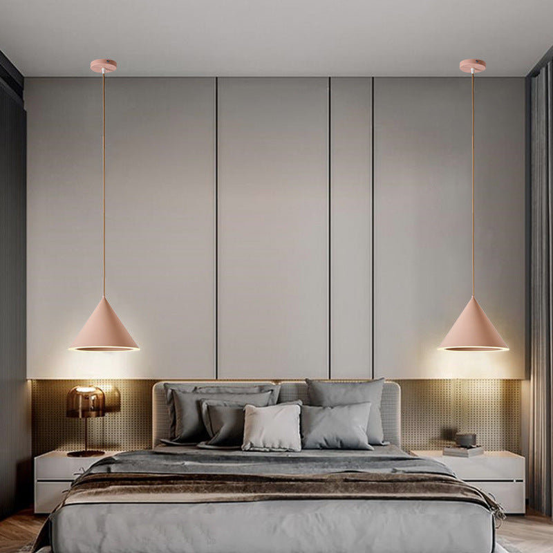 مصباح LED دائري معاصر من الحديد بتصميم إسكندنافي على شكل مخروط ماكارون لغرفة النوم