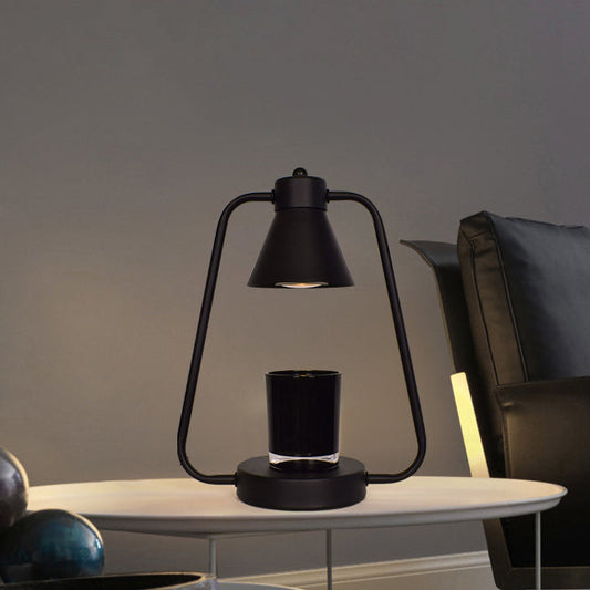 Contemporary Scandinavian Round Prism Iron 1-Light Melting Wax Table Lamp For Bedroom