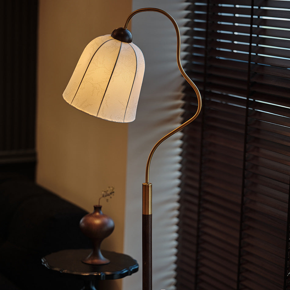 Traditional Vintage Round Curved Wood Fabric 1-Light Standing Floor Lamp For Bedroom