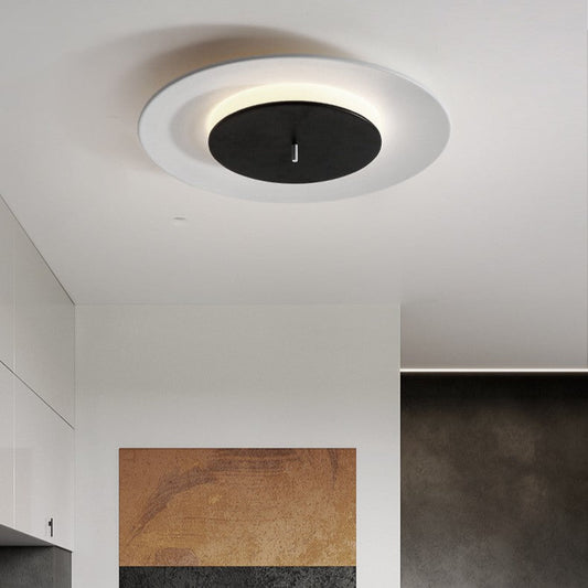 寝室用コンテンポラリースカンジナビアラウンドアイアンLEDフラッシュマウントシーリングライト