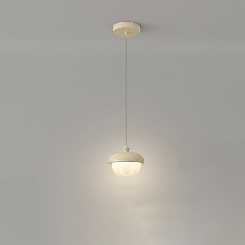 مصباح LED دائري الشكل من الحديد البولي إيثيلين على شكل مخروط الصنوبر الإسكندنافي المعاصر لغرفة النوم