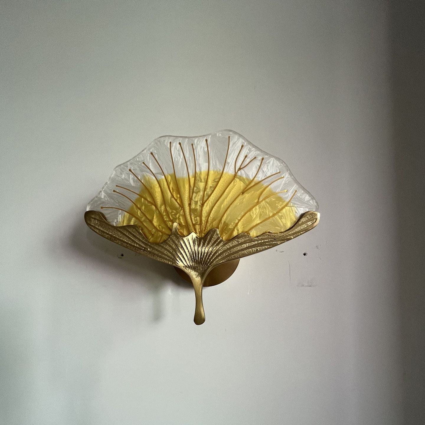 Contemporary Creative Ginkgo Leaf Copper Glaze Enamel LED Wall Sconce Lamp For Bedroom