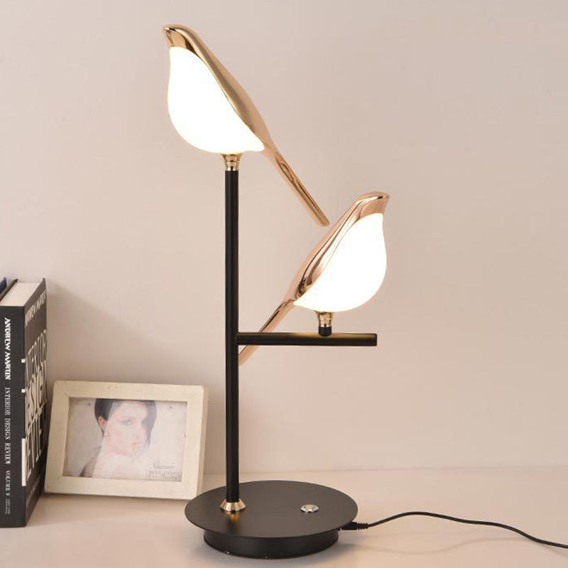 Contemporary Creative Bird Table Lamp – Zinc Alloy & Acrylic LED Light for Bedroom