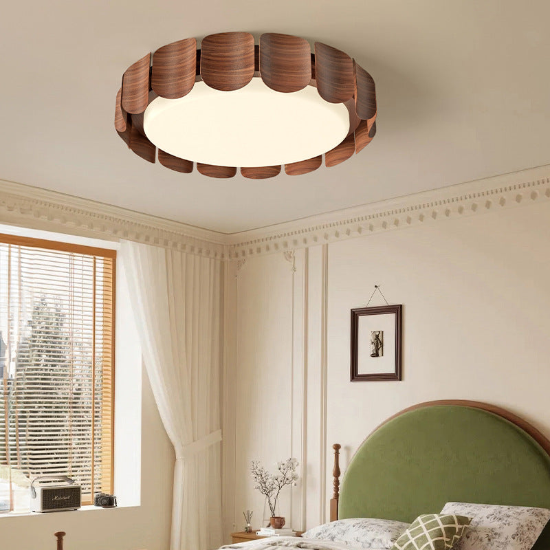 Traditional Vintage Round LED Ceiling Light – Iron & Acrylic Flush Mount for Bedroom
