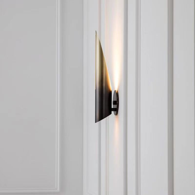Contemporary Nordic Tube Iron 1-Light Wall Sconce Lamp For Bedroom