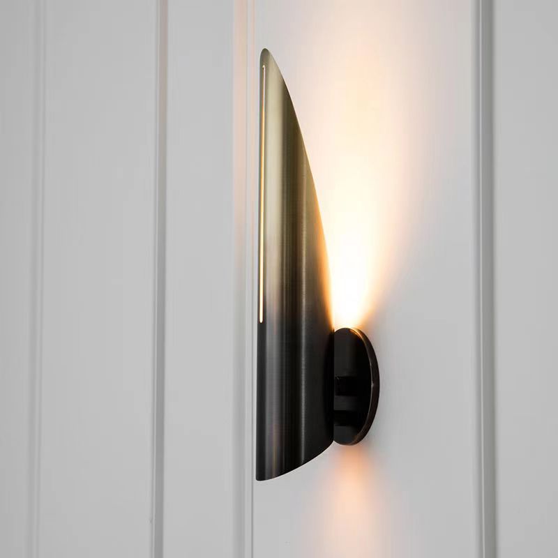 Contemporary Nordic Tube Iron 1-Light Wall Sconce Lamp For Bedroom