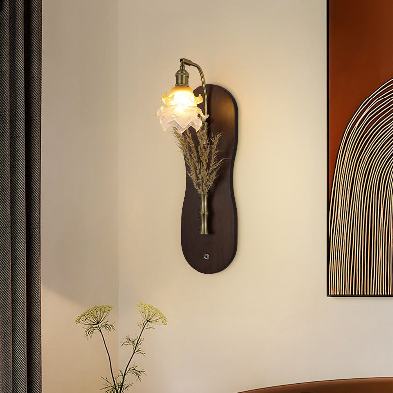 Modern Mid-Century Wheat Shaped Iron Glass Wall Sconce Lamp With Rubberwood Base 1-Light For Bedroom