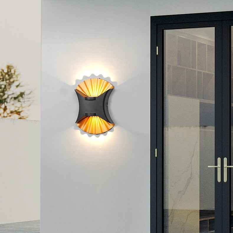 Contemporary Creative Waterproof Conch Aluminum Glass Outdoor LED Wall Sconce Lamp For Outdoor Patio