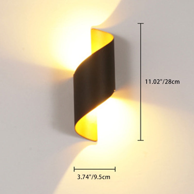 Modern Minimalist Curved PC Aluminum LED Wall Sconce Lamp For Outdoor